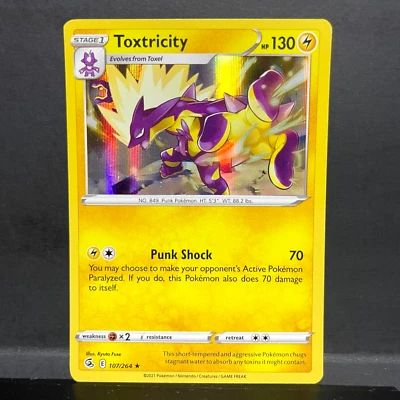 2021 POKEMON FUSION STRIKE TOXTRICITY 107/264 HOLO (RARE) - Image 1 of 2
