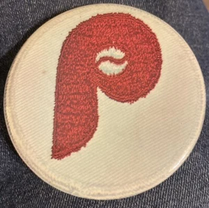 Classic PHILADELPHIA PHILLIES Logo Button Pin ~ 3” - Picture 1 of 2
