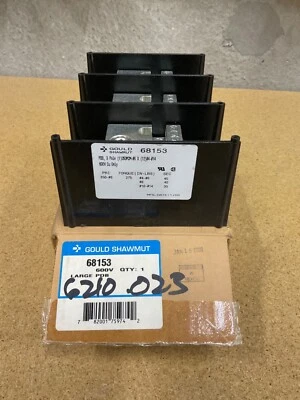 GOULD SHAWMUT DISTRIBUTION BLOCK 68153 3 Pole 600V - Image 1 of 3