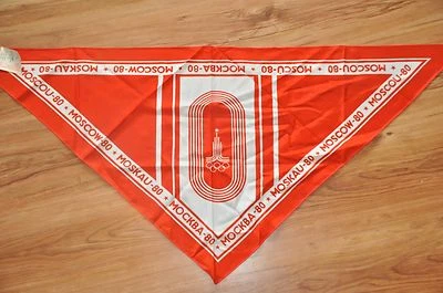 Lindo LENÇO COLECIONÁVEL RARO 1980 Rússia Soviética Moscou Jogos Olímpicos URSS - Imagem 1 de 4