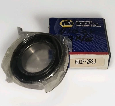 Подшипник переднего приводного вала Napa SKF — 6007-2RSJ Volvo 142, 144, 145 — ось 410SX - Изображение 1 из 4