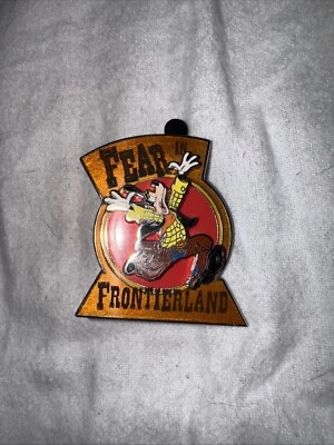 Значок Гуфи Disney Parks Haunted Lands 2015 — Fear in Frontierland 111882 LE4000 - Изображение 1 из 4