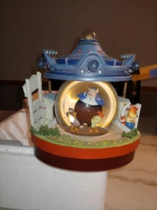 Disney Chicken Little Snowglobe Disney Store*NUEVO EN CAJA*RARO*CAJA ABIERTA* *DMG EN FOTOS* - Imagen 1 de 11