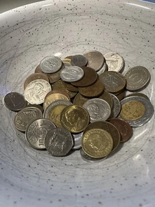 1/2 Pound Lot Of Mixed World/Foreign Coins - Picture 1 of 2