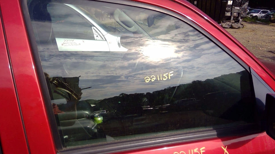 Ford Escape 2001-2007 puerta delantera vidrio lado del pasajero derecho OEM 5L8Z7821410AA Foto 1 de 1