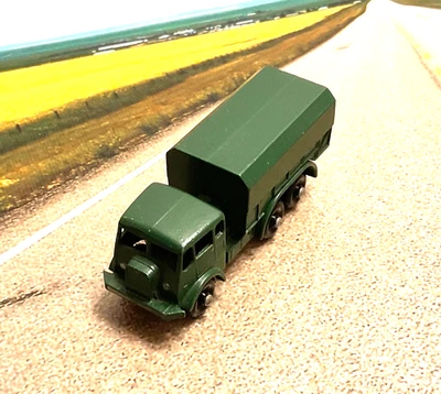 LESNEY Matchbox 1-75 Series England 2nd 1959 Army AEC General Service Lorry 62a - Image 1 of 4