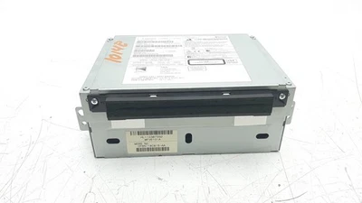 31357212AA IMPIANTO AUDIO / RADIO CD / 1048114557 / 31357223AA / 986057 PER VOLV - Immagine 1 di 4