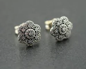 NUEVOS Auténticos Pendientes Florales de Hielo de Plata Esterlina Pandora Genuinos 290732CZ - Imagen 1 de 2