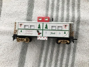 HO SCALE CHRISTMAS CABOOSE 🌲☃️🎅🏼🧑🏼‍🎄 - Picture 1 of 11
