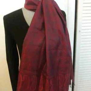 Ladies Burgundy Scarf - Picture 1 of 4