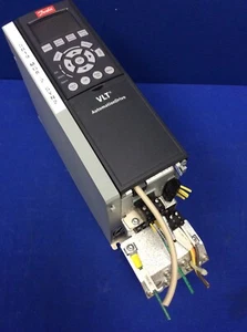 Danfoss 131B0075 VLT Automatisierungsantrieb 1 PS FC302PK75T5E20H2XGXXXXSXXXBXXXXXDX - Bild 1 von 6