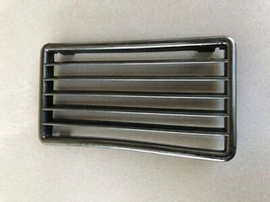 MERCEDES BENZ W114 W115 CENTER CONSOLE GRILLED VENT TRIM COVER 1156870279 OEM🟠 - Picture 1 of 2