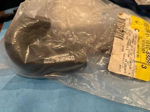 1985-1991 Corvette original throttle body coolant hose New GM # 10108509 - Picture 1 of 1