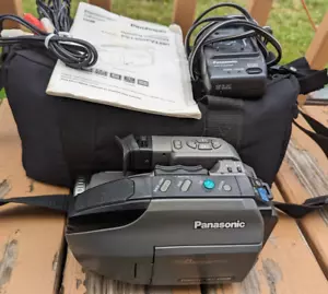 Panasonic Palmcorder VHSC PV-L659 Cables Battery Camera Bag And Tape Included - Picture 1 of 11