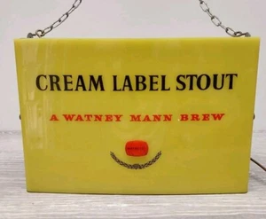 Letrero de cerveza Watney Mann barril rojo antiguo años 50 iluminado bakelight RARO - Imagen 1 de 6