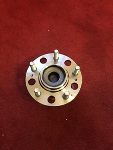 Kia Sportage Rear Hub Assembly 2WD - Picture 1 of 5