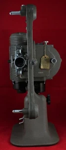 Bell and Howell 606H Standard 8 8mm Cine Projector - Picture 1 of 8