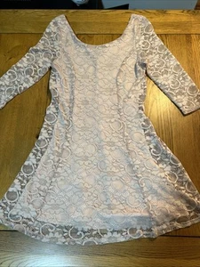 New Look Light Pink Ladies Size 8 Petite Lace Style Dress With Sleeves - Picture 1 of 4