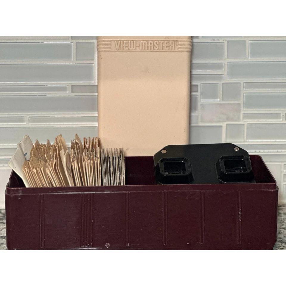 Lote View-Master vintage años 80 • 30+ carretes + visor y estuche - E.T. Disney Foto 1 de 4