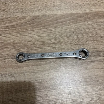 Snap-On r1214a -  3/8" / 7/16"  12 point ratchet spanner - Image 1 of 3