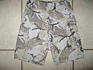 Volcom Scout Cargo Shorts Brown Camo Size 26 inch Waist Pre-owned Nice - Picture 1 of 7