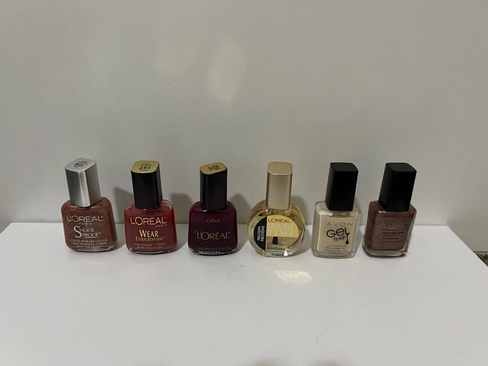 *VINTAGE* Colección de esmaltes de uñas Loreal y 2 Avon. 6 botellas Foto 1 de 4