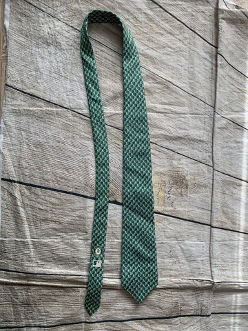 NWT Vineyard Vines Men's MLB Baseball OAKLAND ATHLETICS A's 100% Silk Tie Cover