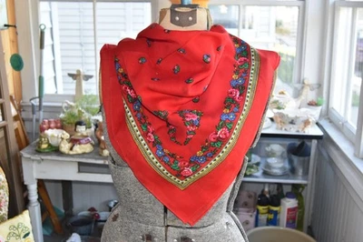 Bufanda floral roja vintage años 60 mantón de lana pañuelo hecho en Japón lana Foto 1 de 4