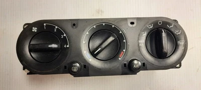2001 Ford Explorer Climate Control - Image 1 of 2