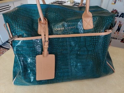 Bolso de Lona Adrienne Vittadini Grande Cocodrilo Repujado Fin de Semana Verde Azulado para Llevar Foto 1 de 4