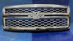 2014 2015 Chevrolet Silverado 1500 Grille CHROME OEM LT LTZ Damage - Picture 1 of 18