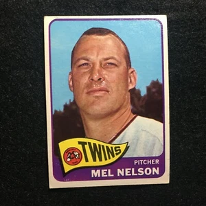 1965 TOPPS BASEBALL CARD MINNESOTA TWINS MEL NELSON #564 PITCHER WHO CAN HIT USA - Picture 1 of 2