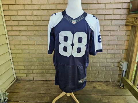 Nike On Field Dallas Cowboys Dez Bryant #88 Jersey Size 48 Cover