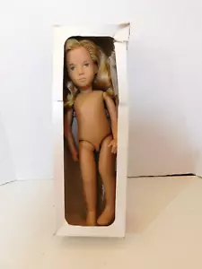 Sasha Doll #101 Honey Blonde Silk Dress (No Dress) in Box #433-805 - Picture 1 of 8