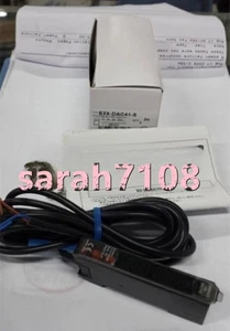 1PC NEW Omron digital optical fiber sensor E3X-DAC41-S #YY - Picture 1 of 1