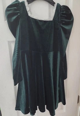 Hermoso Vestido Niñas Navidad Verde Imitación Terciopelo Talla 7Y por Shein Foto 1 de 4