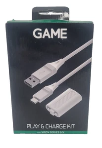 Play and Charge Kit For Xbox Series X/S White - Game - New - Picture 1 of 6