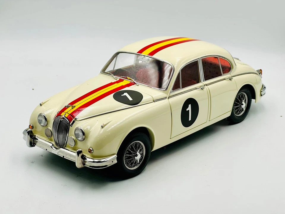 1:18 1962 Bob Jane -- #1 Jaguar Mark 2 3.8 -- Model Icons - Image 1 of 4