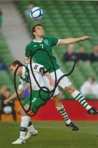 IRLANDA DEL NORTE, ST MIRRAN & RANGERS: FOTO DE ACCIÓN FIRMADA POR LEE HODSON 6x4 + certificado de autenticidad - Imagen 1 de 1
