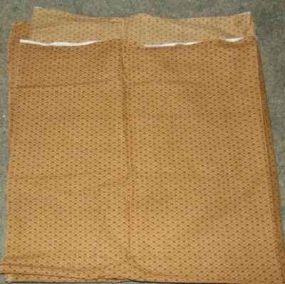 Telas generales remanentes de tela marrón dorado cuadrados pequeños 42 pulgadas de ancho 1 1/2 yardas Foto 1 de 3