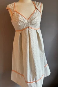London Times Beige/White Seersucker Open Back Dress - Size 8 - Picture 1 of 4