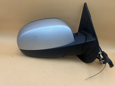 09-14 GMC Yukon Signal Punto Ciego DL3 Lado Derecho del Pasajero OEM Código de Pintura: GAN Foto 1 de 4