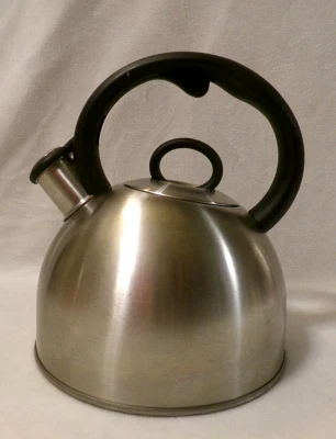 TETERA SILBANTE CUISINART ACERO INOXIDABLE CEPILLADO 2 QT - CKS-22 Foto 1 de 4