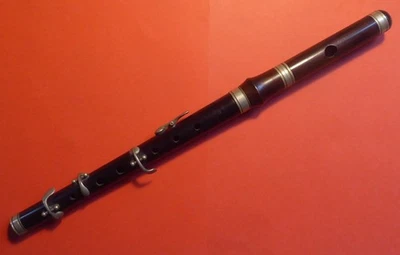 СТАРАЯ ДЕРЕВЯННАЯ ПЛОСКАЯ ФЛЕЙТА BESSON & Co ЛОНДОН - Изображение 1 из 4