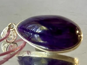 Encantador colgante de plata de ley maciza Charoite púrpura ruso de 35 mm E1401 - Imagen 1 de 8