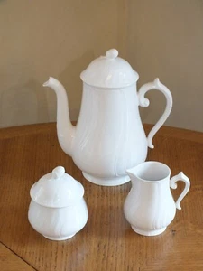 Ensemble verseuse, sucrier pot à lait porcelaine Villeroy et Boch modèle Diamant - Foto 1 di 9