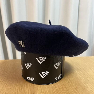 New Era Beret Wool Felt New York Yankees MLB Metal Pin Navy Unisex 14307437 - Image 1 of 4