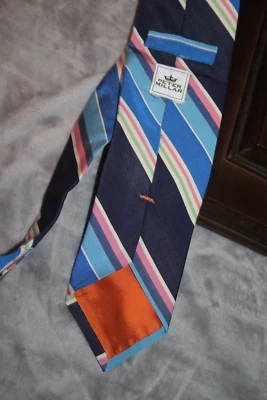 Corbata de seda PETER MILLAR azul a rayas doblada a mano Foto 1 de 4