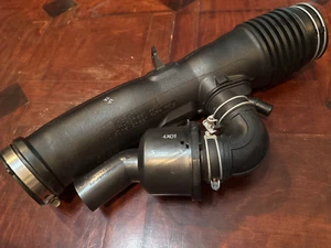 2014-2021 LEXUS IS350 IS250 AIR CLEANER HOSE DUCT INTAKE TUBE 17898-31010 OEM - Picture 1 of 8
