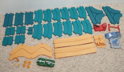 Pista de carreras Ideal MOTORIFIC de colección 1965 con auto Jaguar XKE Foto 1 de 4